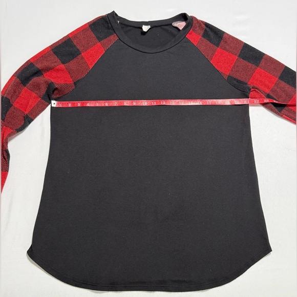 PinkBlush Buffalo Plaid Raglan Sleeve Tunic Top Black Red Curve Hem - Size XL - Picture 3 of 7